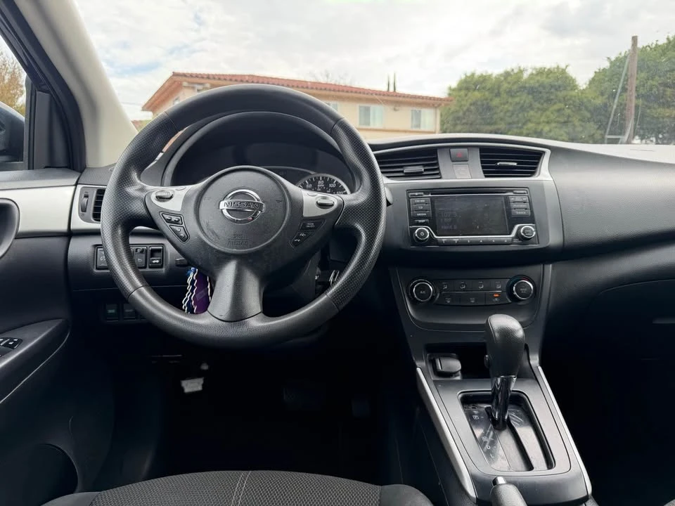 2018 Nissan Sentra 7th Gen - Image 18 of 19