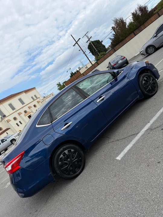 2018 Nissan Sentra 7th Gen - Image 8 of 19