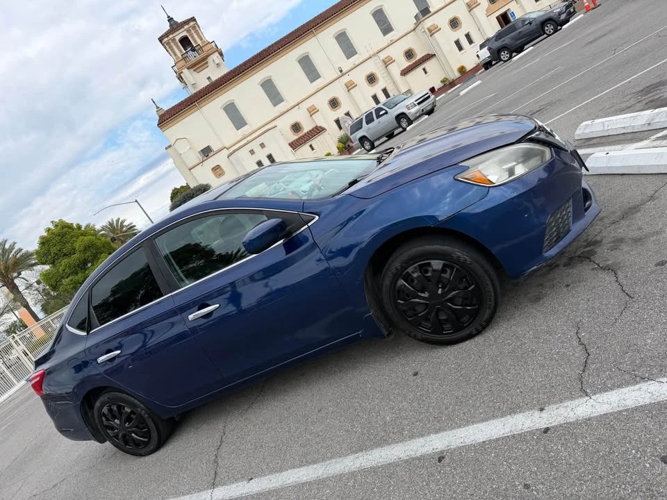 2018 Nissan Sentra 7th Gen - Image 4 of 19