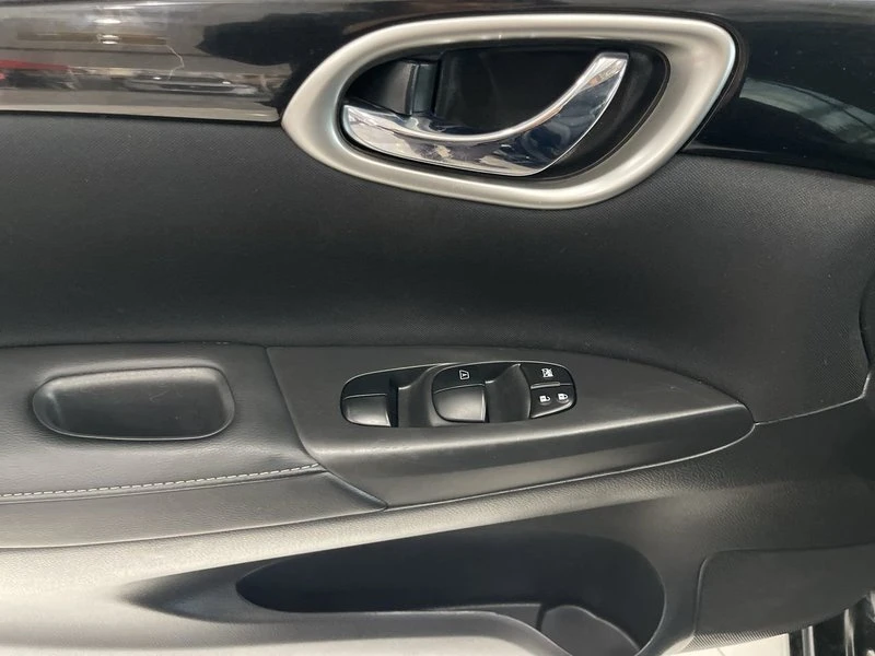 2018 Nissan Sentra 7th Gen - Image 15 of 20
