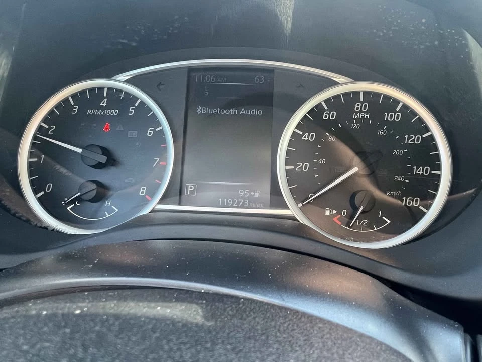 2018 Nissan Sentra 7th Gen - Image 4 of 9