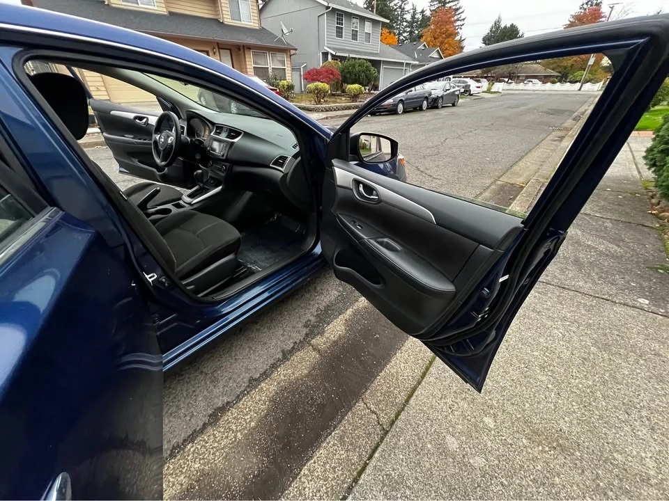2018 Nissan Sentra 7th Gen - Image 12 of 19