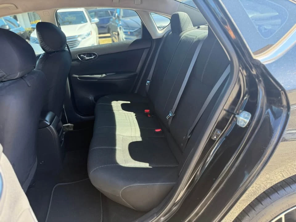 2018 Nissan Sentra 7th Gen - Image 10 of 15