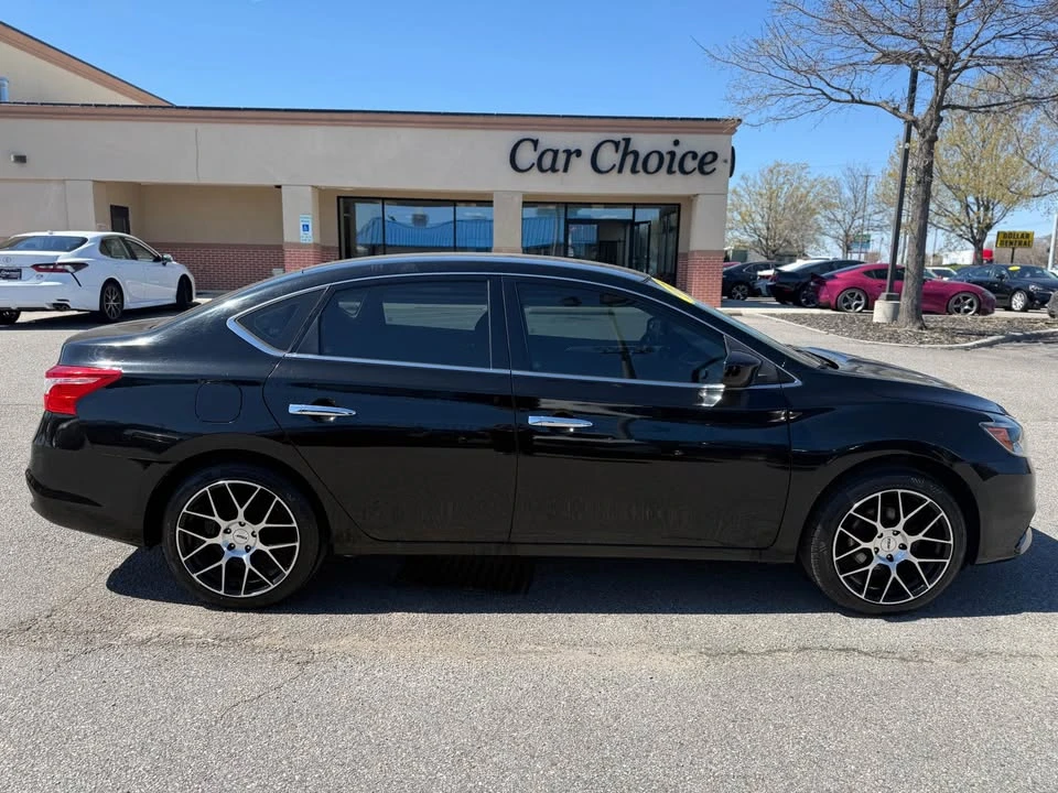 2018 Nissan Sentra 7th Gen - Image 2 of 15