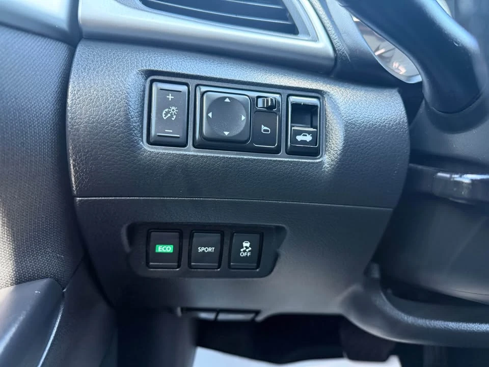 2018 Nissan Sentra 7th Gen - Image 13 of 15