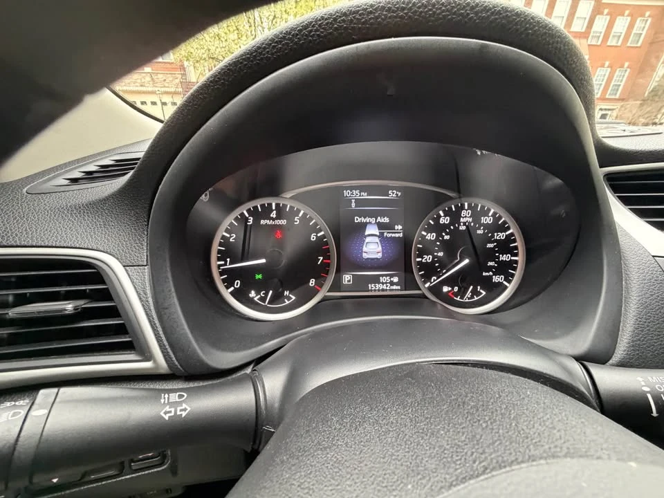 2018 Nissan Sentra 7th Gen - Image 9 of 16