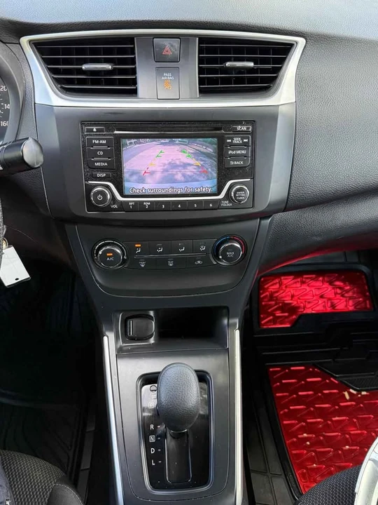 2018 Nissan Sentra 7th Gen - Image 19 of 20