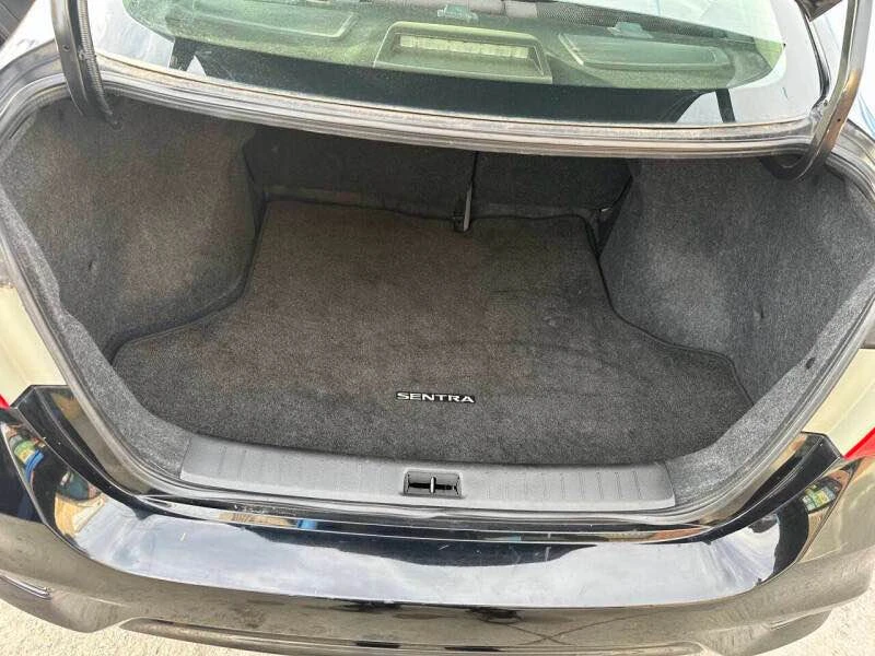 2018 Nissan Sentra 7th Gen - Image 14 of 15
