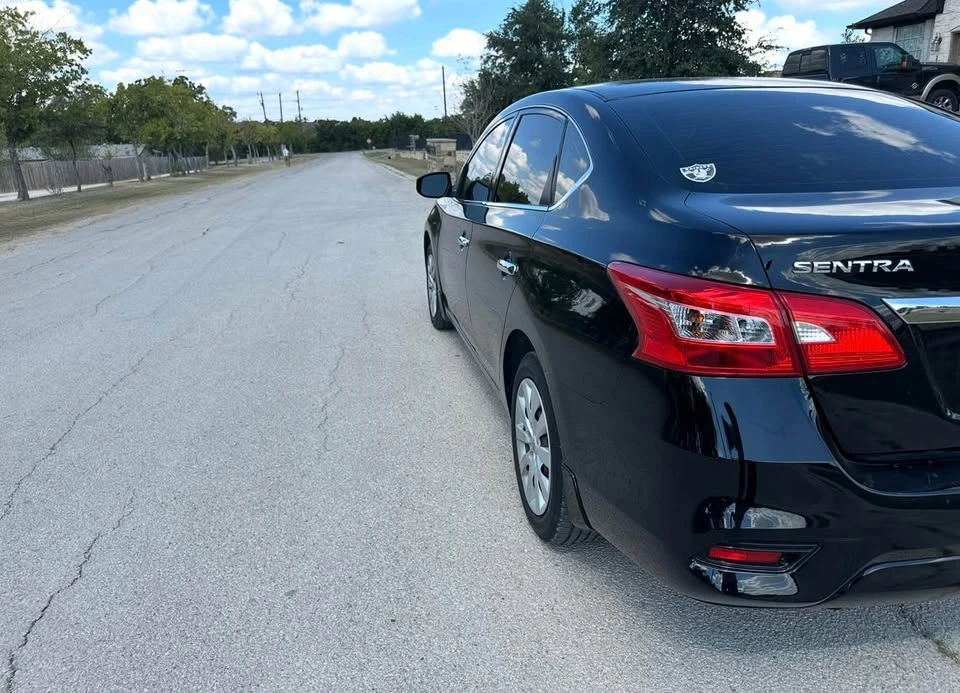 2018 Nissan Sentra 7th Gen - Image 8 of 12