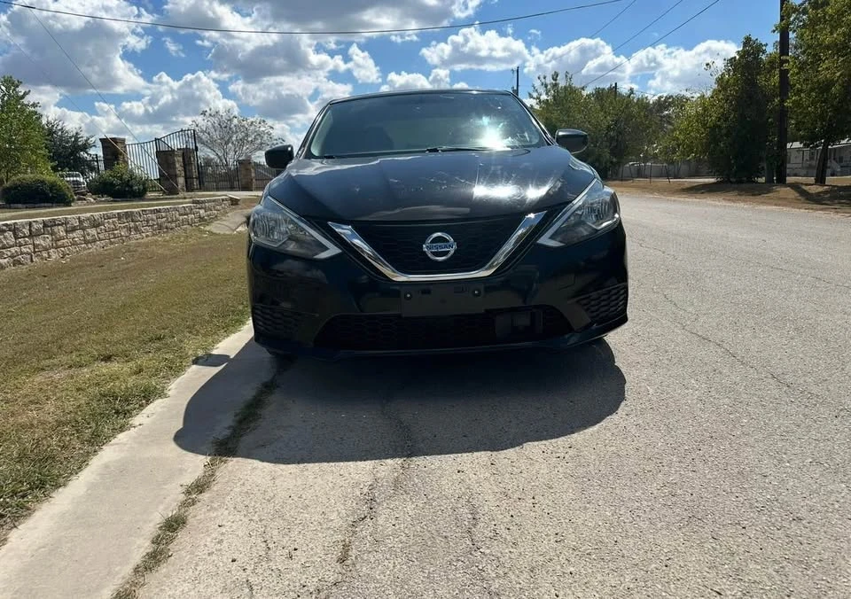 2018 Nissan Sentra 7th Gen - Image 3 of 12