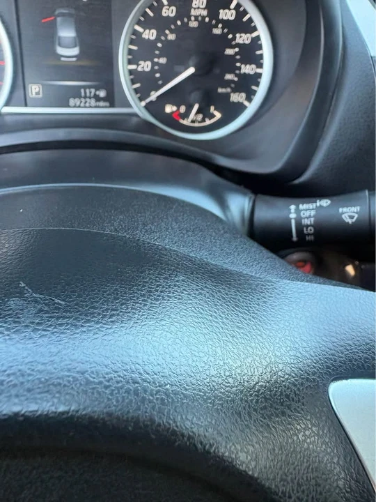 2018 Nissan Sentra 7th Gen - Image 6 of 10
