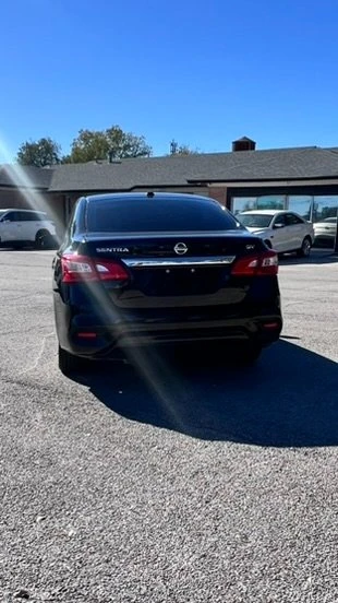 2018 Nissan Sentra 7th Gen - Image 6 of 9