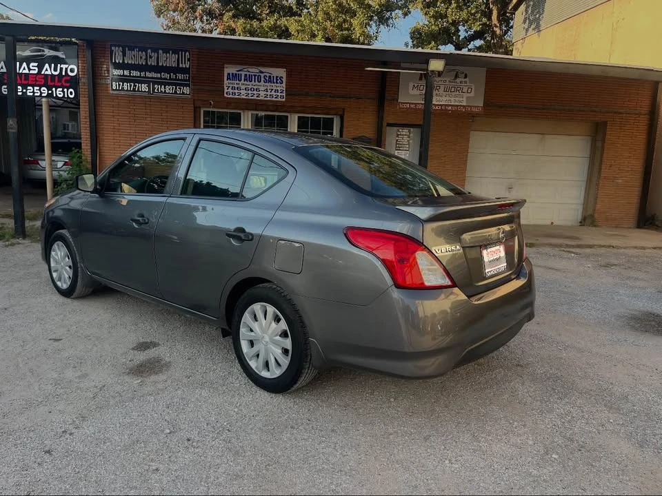 2018 Nissan Versa - Image 6 of 10
