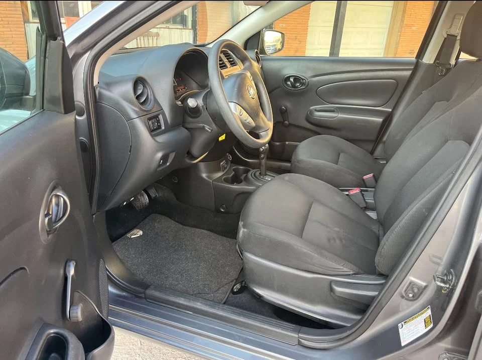 2018 Nissan Versa - Image 9 of 10