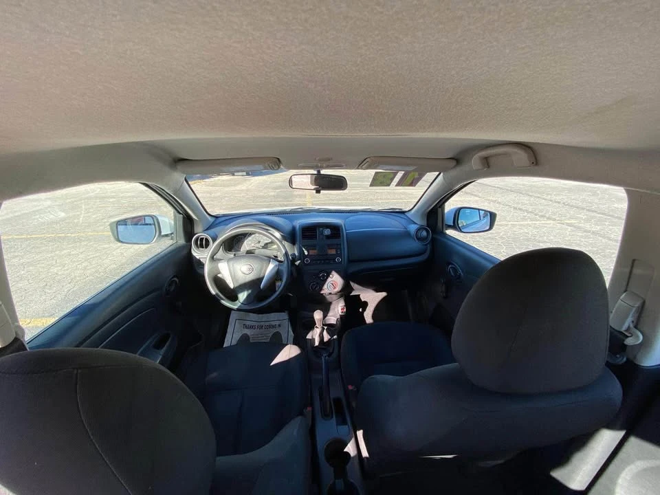 2018 Nissan Versa - Image 11 of 12