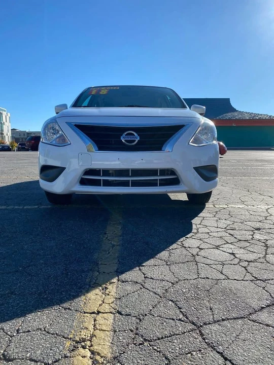 2018 Nissan Versa - Image 5 of 12