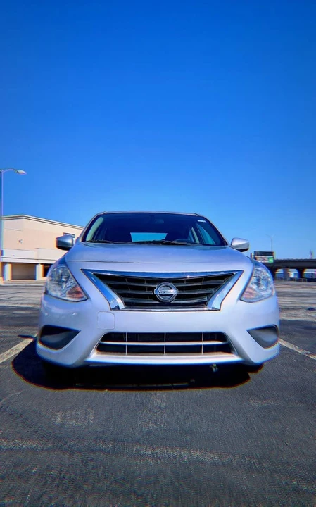 2018 Nissan Versa - Image 2 of 12