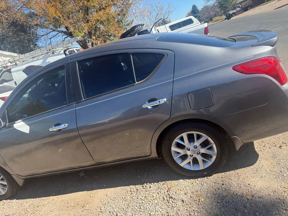 2018 Nissan Versa - Image 9 of 11