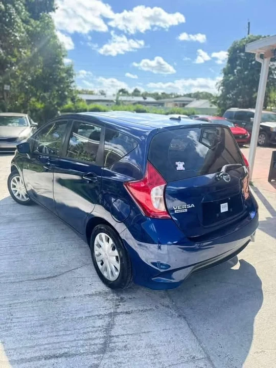 2018 Nissan Versa - Image 5 of 9