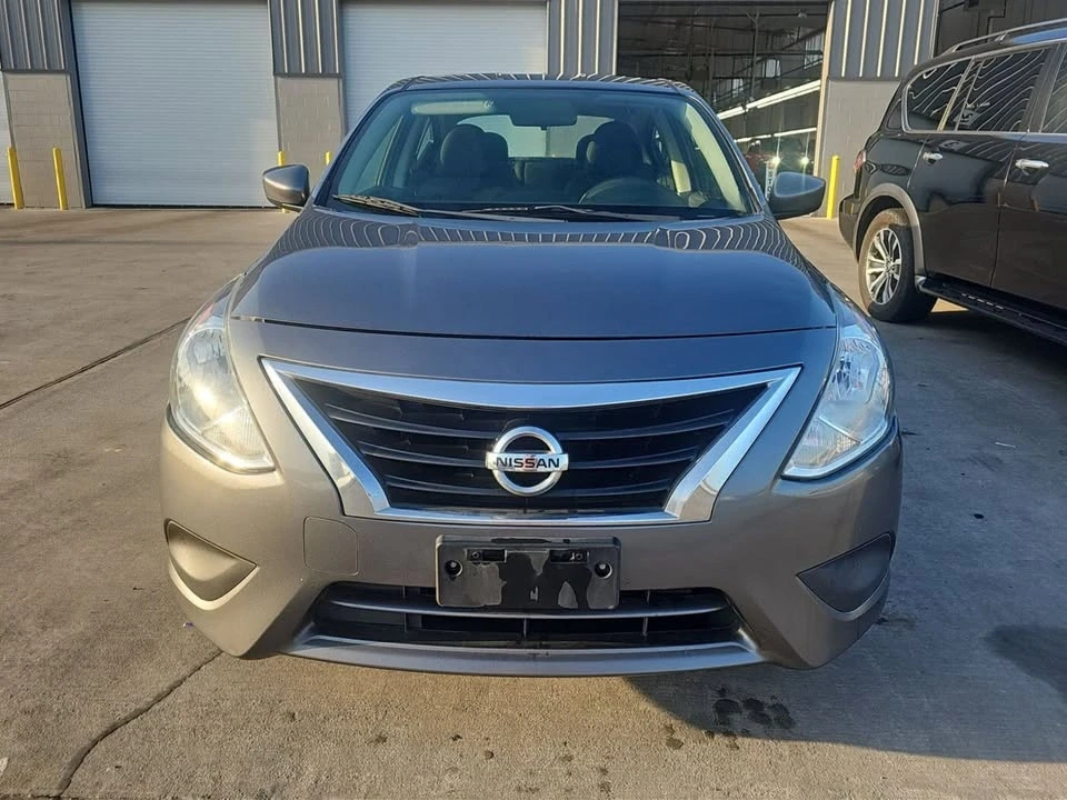 2018 Nissan Versa - Image 2 of 10