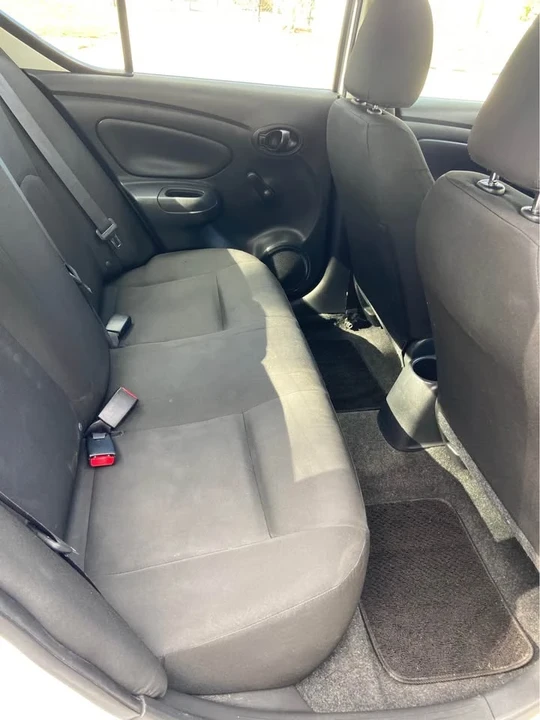 2018 Nissan Versa - Image 6 of 7