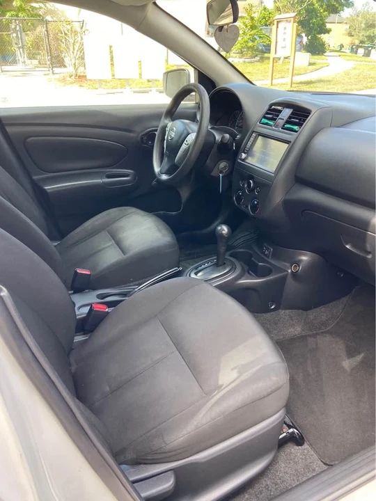2018 Nissan Versa - Image 5 of 7