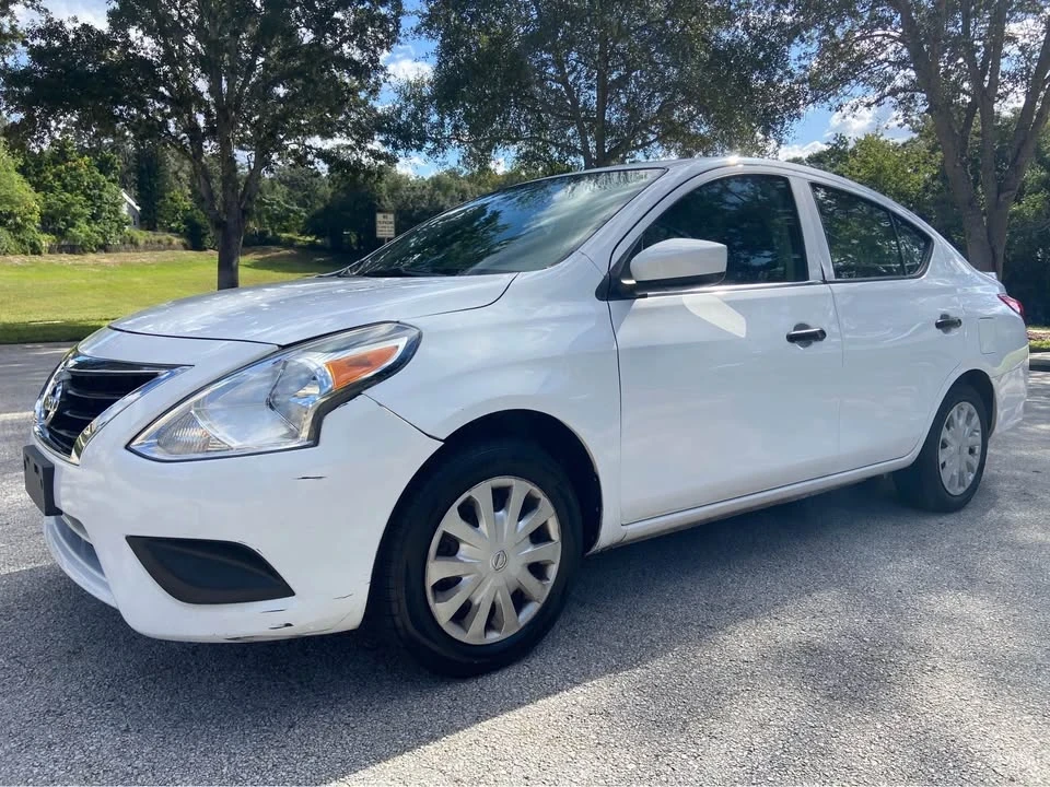 2018 Nissan Versa - Image 2 of 7