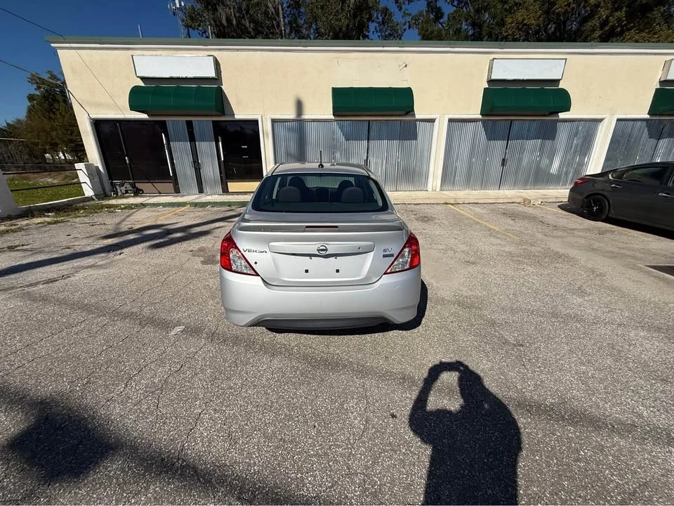2018 Nissan Versa - Image 3 of 9