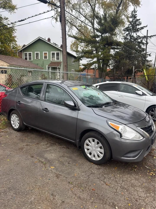 2018 Nissan Versa - Image 9 of 11