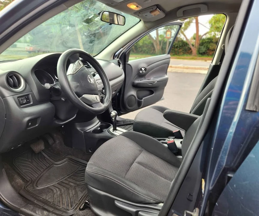 2018 Nissan Versa - Image 11 of 20