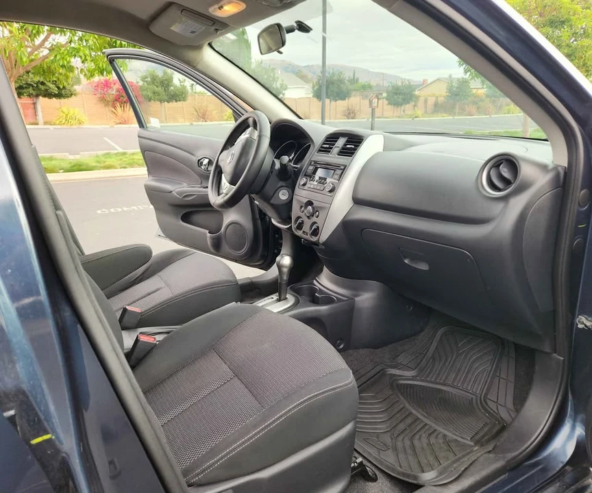 2018 Nissan Versa - Image 8 of 20