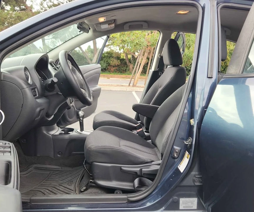 2018 Nissan Versa - Image 14 of 20