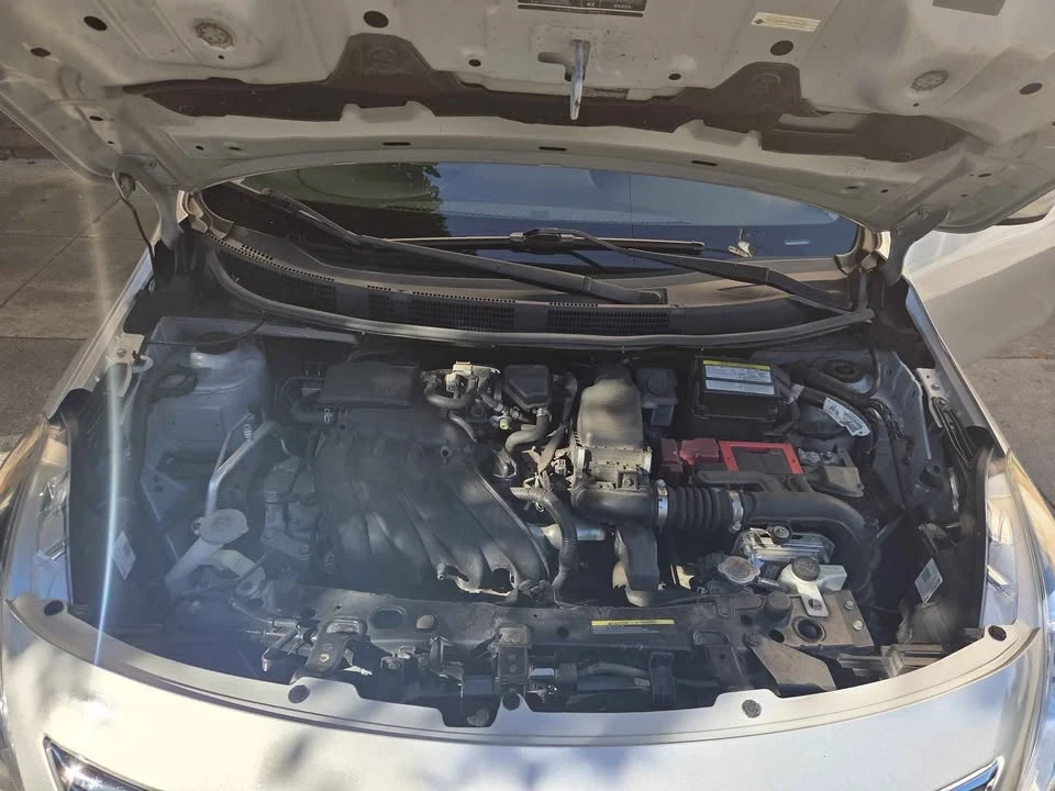 2018 Nissan Versa - Image 9 of 11