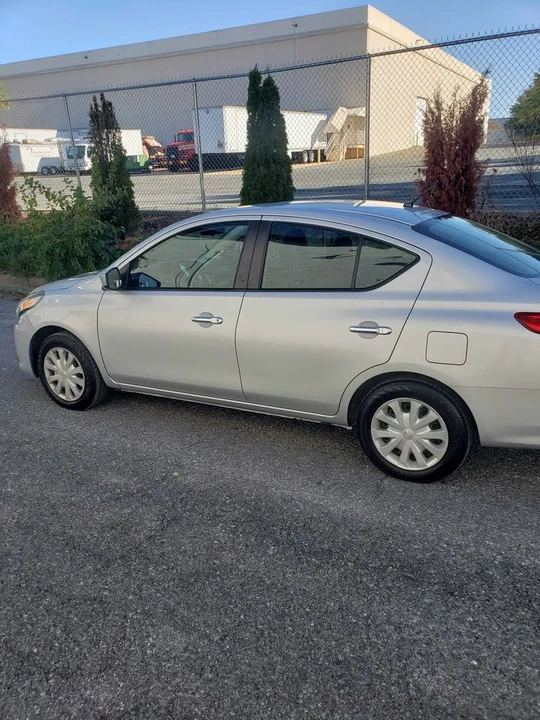 2018 Nissan Versa - Image 6 of 11