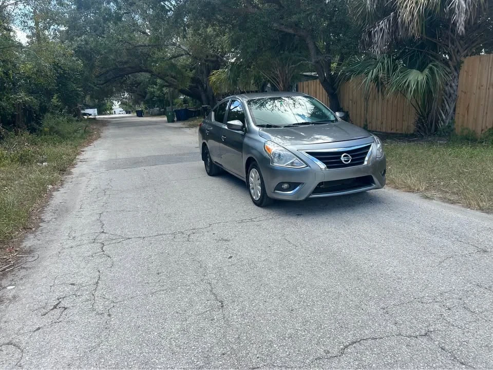 2018 Nissan Versa - Image 2 of 9