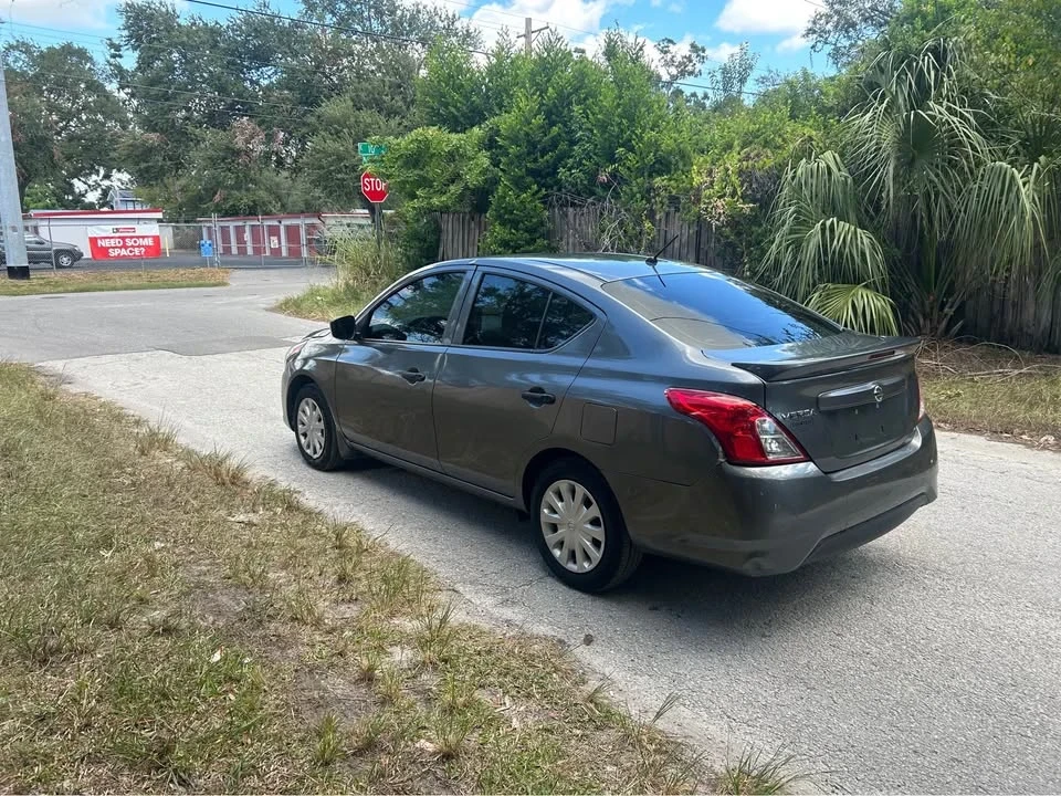 2018 Nissan Versa - Image 6 of 9