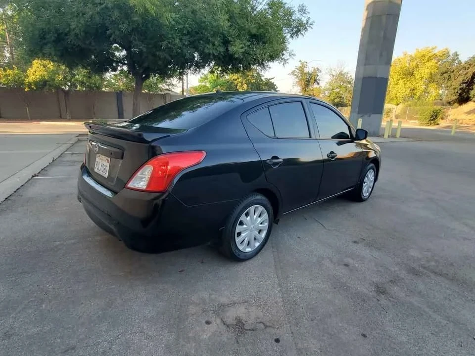 2018 Nissan Versa - Image 4 of 10