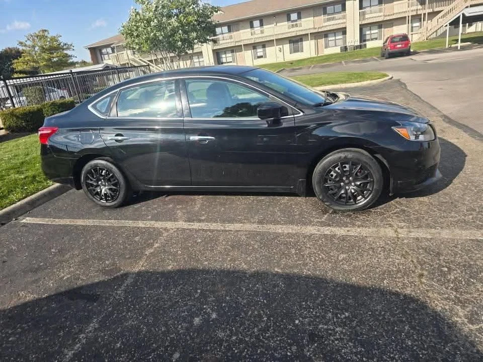 2018 Nissan Versa - Image 2 of 6