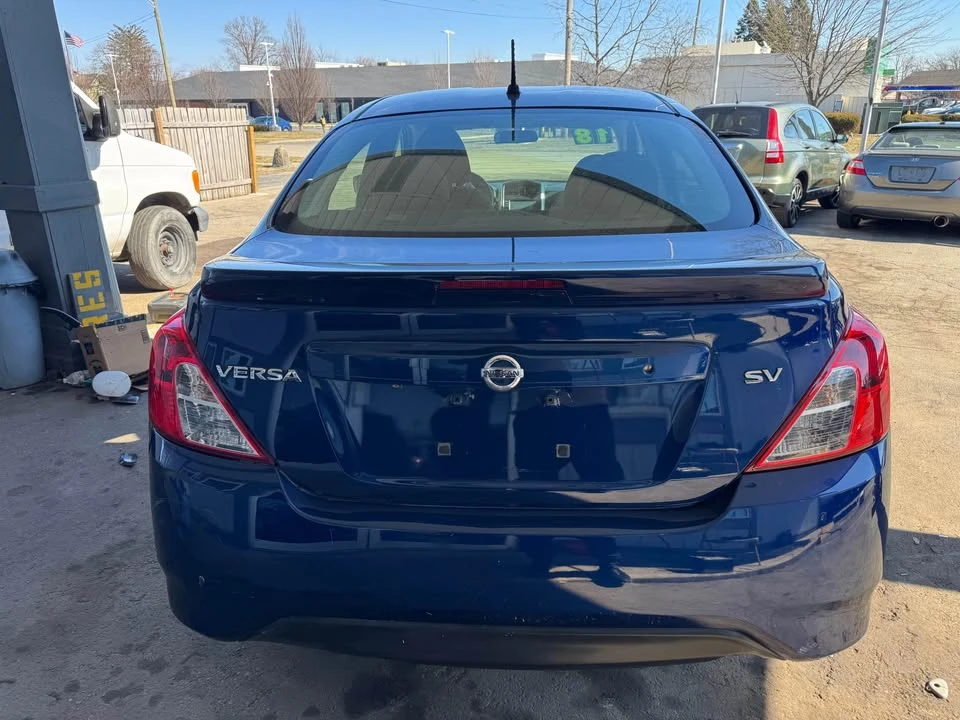 2018 Nissan Versa - Image 4 of 4