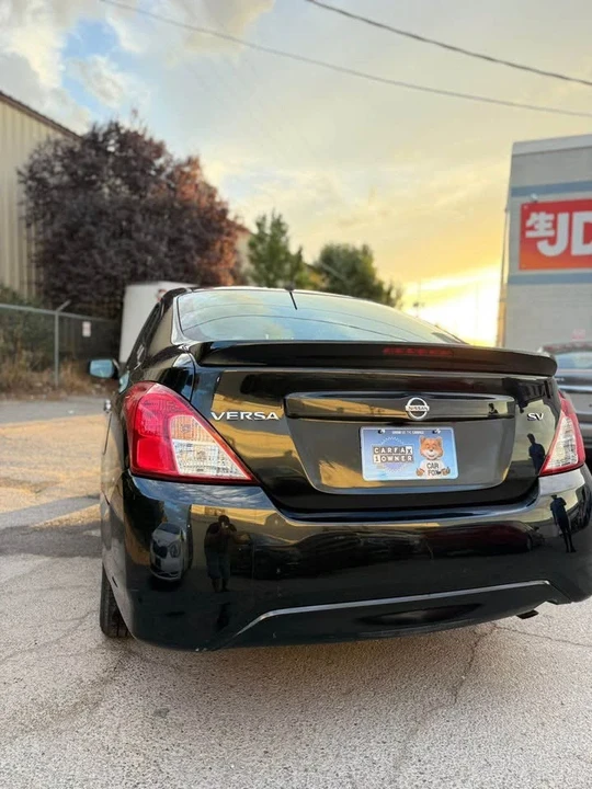 2018 Nissan Versa - Image 8 of 13