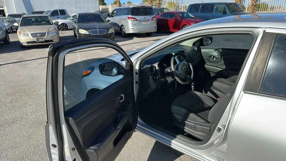 2018 Nissan Versa - Image 6 of 9
