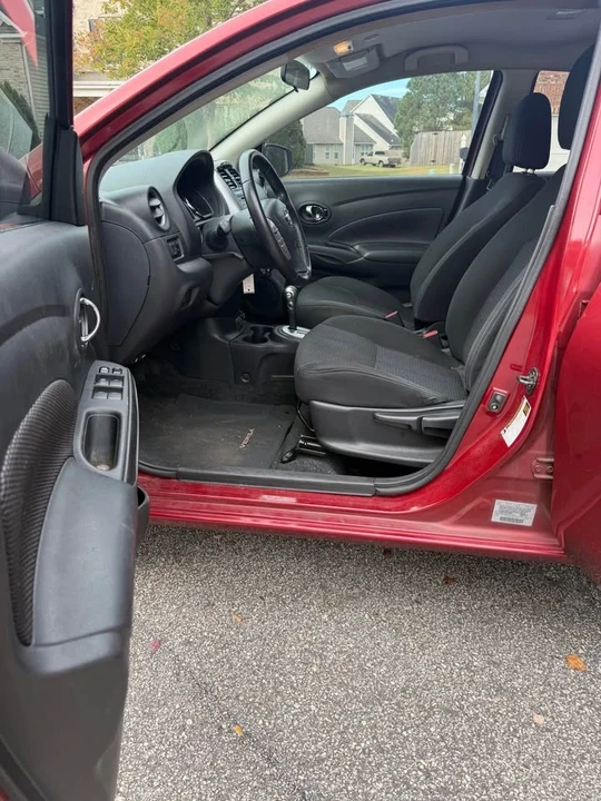 2018 Nissan Versa - Image 5 of 19