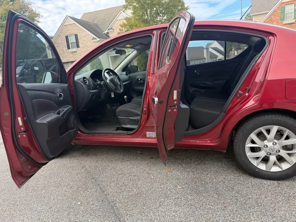 2018 Nissan Versa - Image 18 of 19