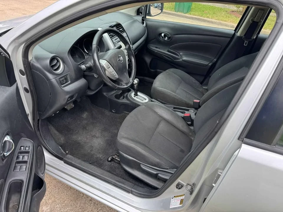 2018 Nissan Versa - Image 9 of 9