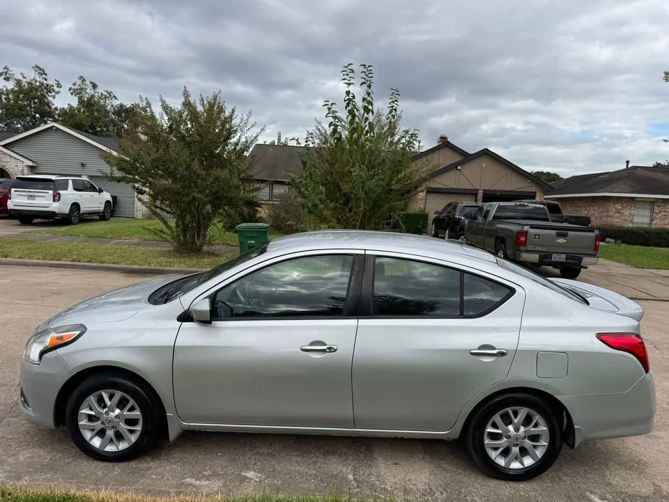 2018 Nissan Versa - Image 3 of 9
