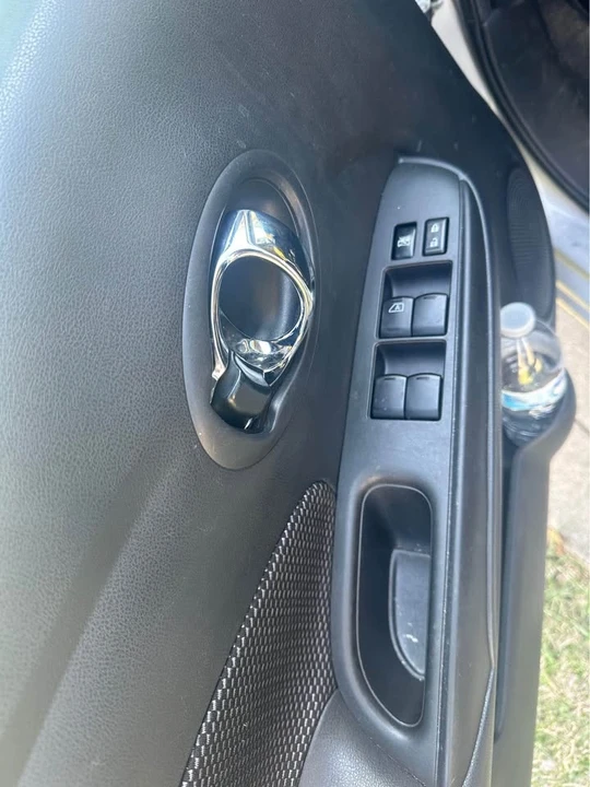 2018 Nissan Versa - Image 6 of 12