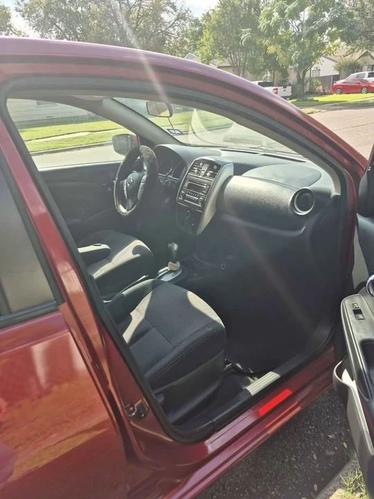 2018 Nissan Versa - Image 8 of 9