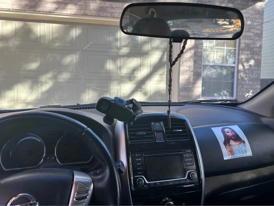 2018 Nissan Versa - Image 11 of 12