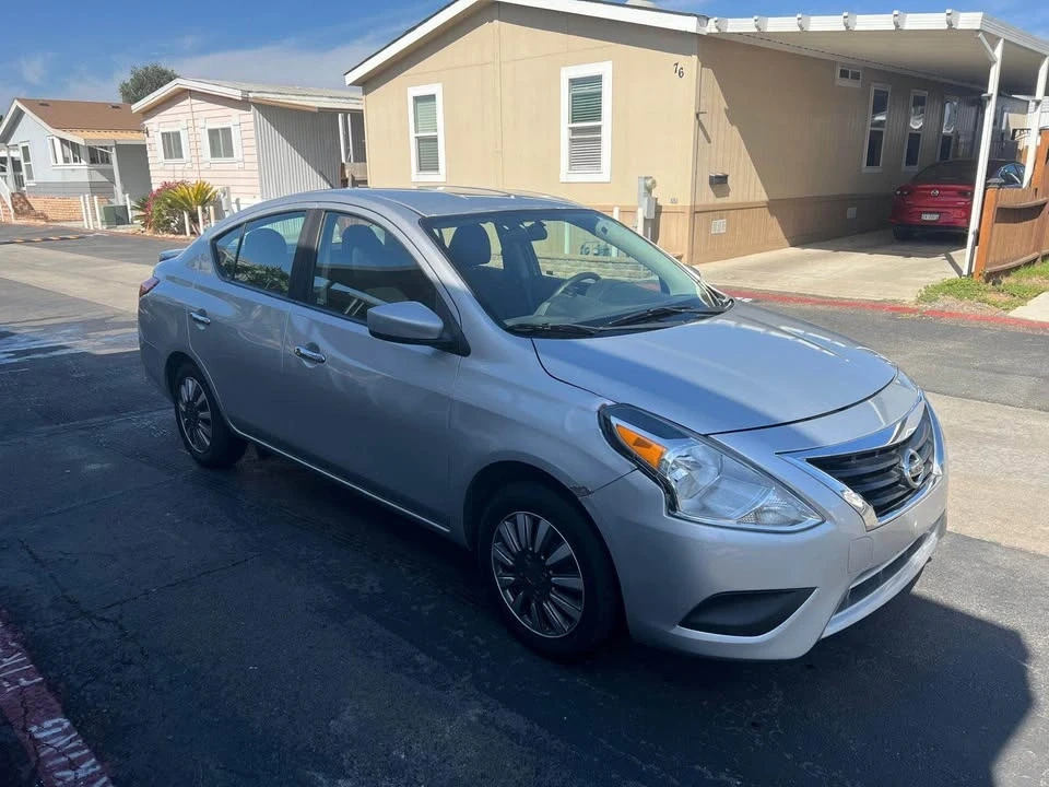 2018 Nissan Versa - Image 2 of 8