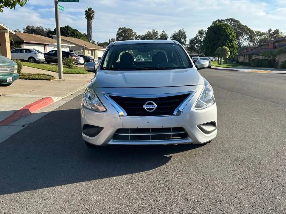 2018 Nissan Versa - Image 6 of 8
